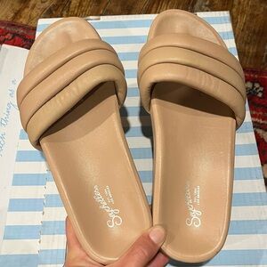 Seychelles low key sandals